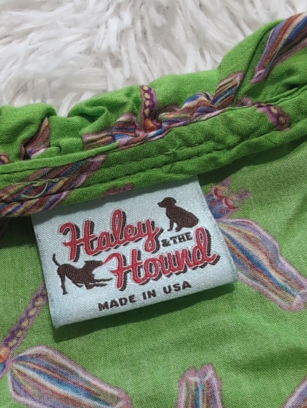 Haley & The Hound Rainbow Dragonfly Print Green Ruffle Neck 3/4 Sleeve Tunic - Picture 6 of 10